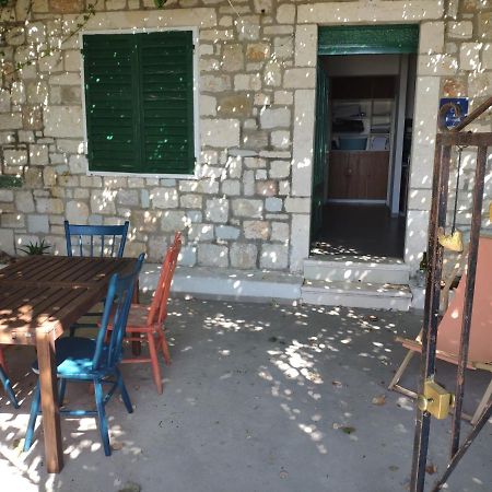 Beach House Gusla Komiža Екстериор снимка