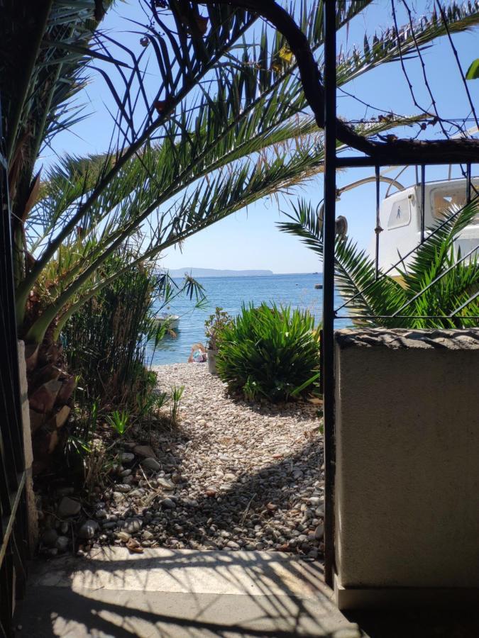 Beach House Gusla Komiža Екстериор снимка